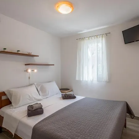 펜션 House With A Swimming Pool Stari Grad, Hvar - 17911 스타리 그라드