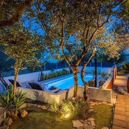 House With A Swimming Pool Stari Grad, Hvar - 17911 펜션 *